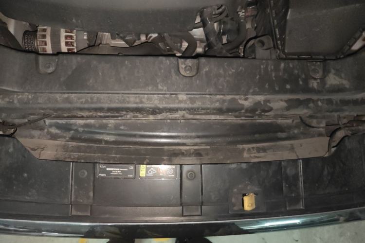 Used Volvo XC60 2021 T5 4x4 Smart Luxury Edition Engine Bay