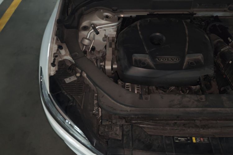 Used Volvo XC60 2021 T5 4x4 Zhiyi Sport Edition Engine Bay Right