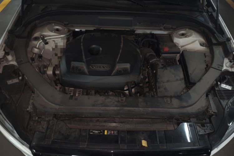 Used Volvo XC60 2021 T5 4x4 Zhiyi Sport Edition Engine Bay