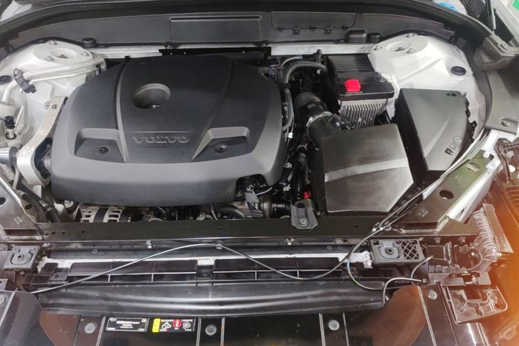 Used Volvo XC60 2021 T5 4x4 Zhiya Luxury Edition Engine Bay