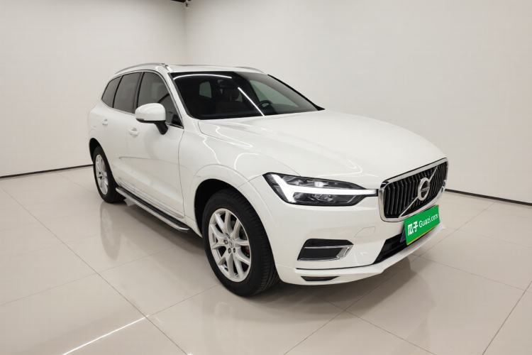 Used Volvo XC60 2021 T5 4x4 Smart Luxury Edition Exterior 1