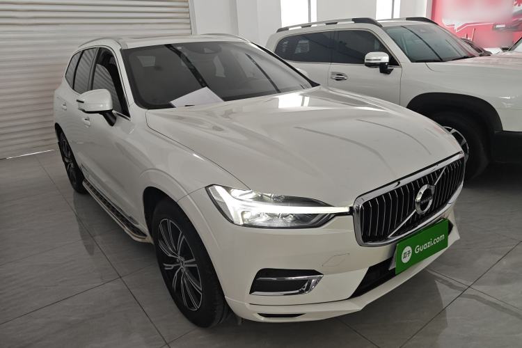 Used Volvo XC60 2021 T5 4x4 Smart Luxury Edition Exterior 1