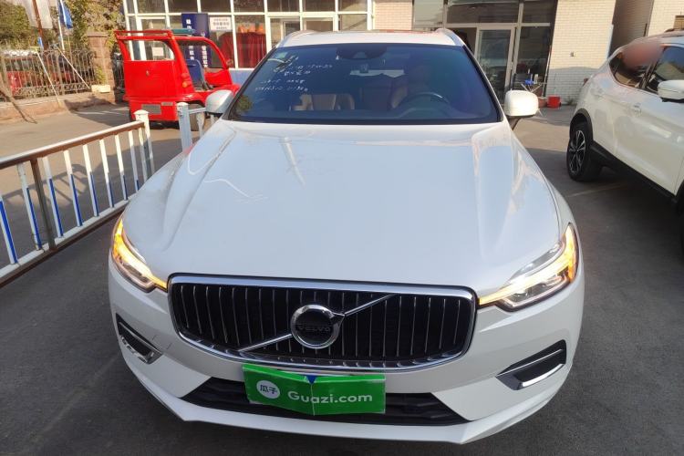 Used Volvo XC60 2021 T5 4x4 Smart Luxury Edition Exterior 1