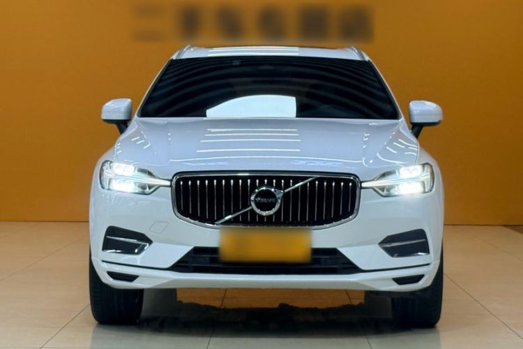 Used Volvo XC60 2021 T5 4x4 Smart Luxury Edition Exterior 1