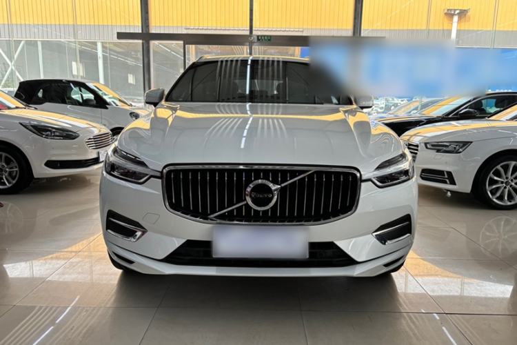 Used Volvo XC60 2021 T5 4x4 Smart Luxury Edition Exterior 1
