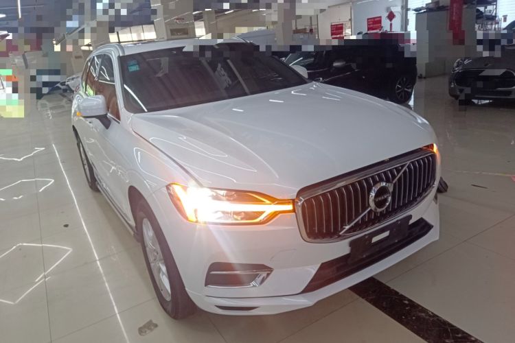 Used Volvo XC60 2021 T5 4x4 Smart Luxury Edition Exterior 2