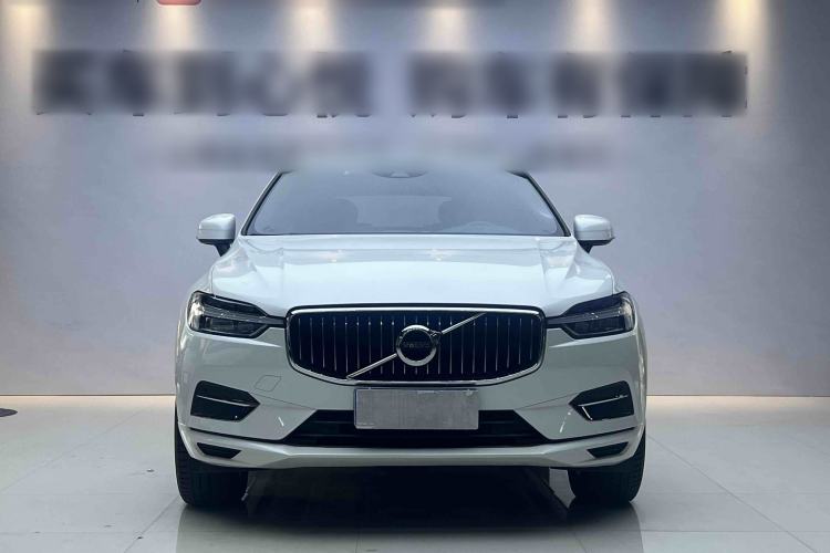 Used Volvo XC60 2021 T5 4x4 Smart Luxury Edition Exterior 2