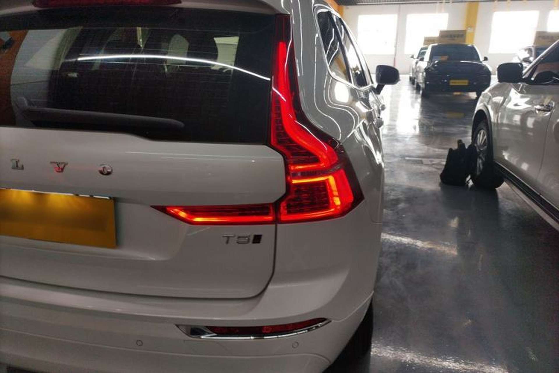 Used Volvo XC60 2021 T5 4x4 Smart Luxury Edition Exterior 3