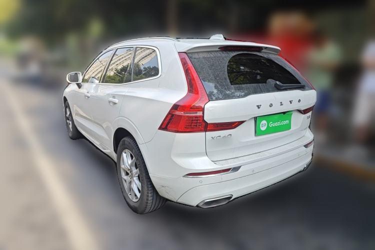 Used Volvo XC60 2021 T5 4x4 Smart Luxury Edition Exterior 3