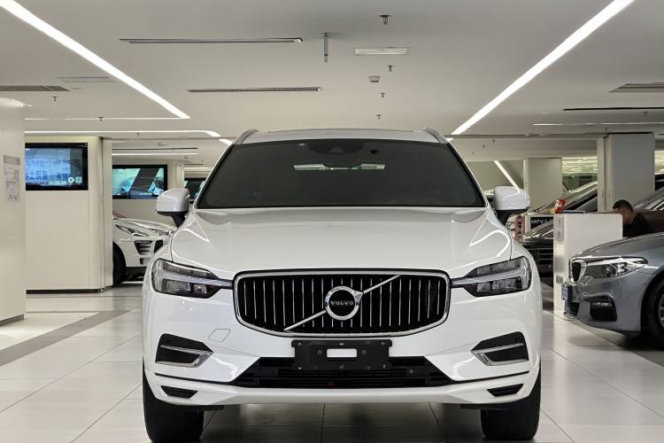 Used Volvo XC60 2021 T5 4x4 Smart Luxury Edition Exterior 3
