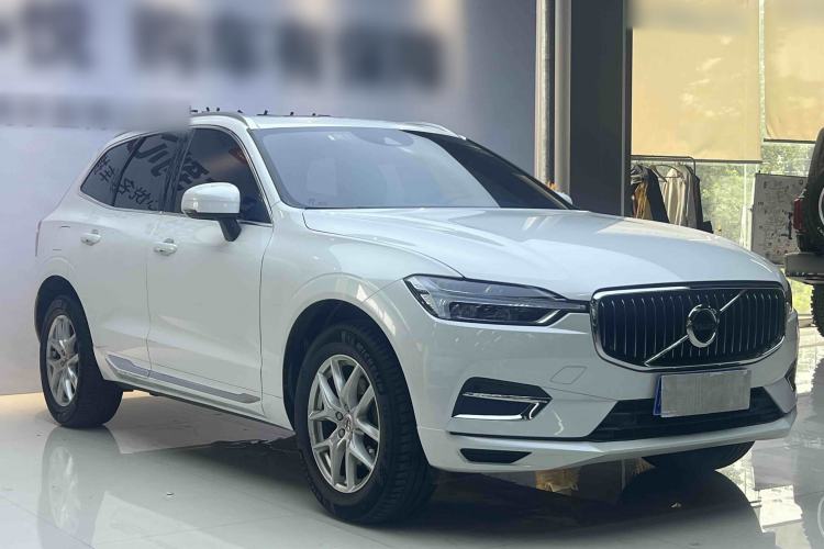 Used Volvo XC60 2021 T5 4x4 Smart Luxury Edition Exterior 3