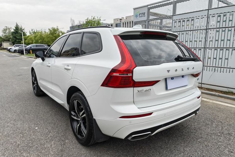 Used Volvo XC60 2021 T5 4x4 Smart & Advanced Sport Edition Exterior 4