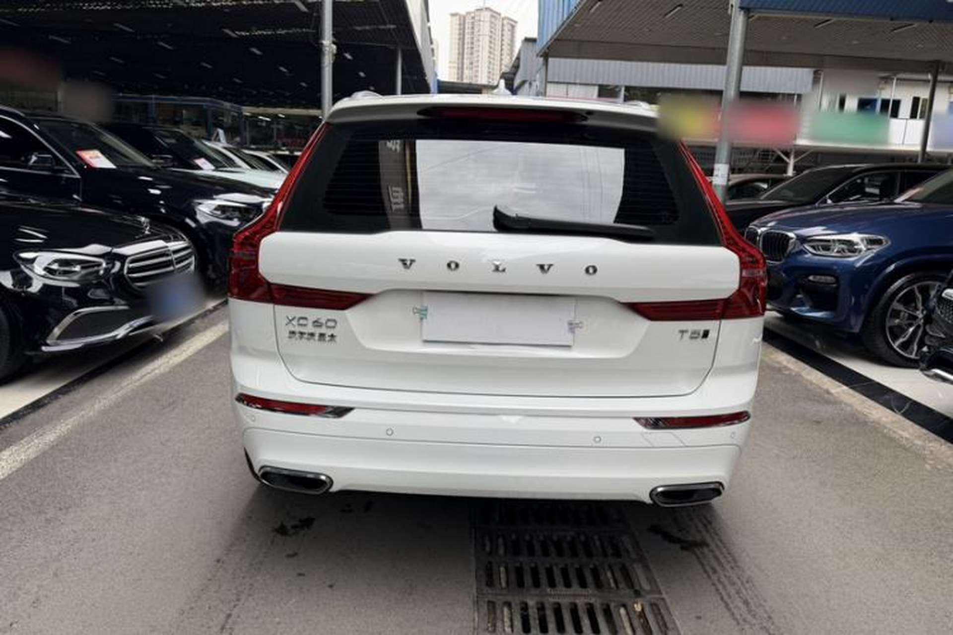 Used Volvo XC60 2021 T5 4x4 Smart Luxury Edition Exterior 5