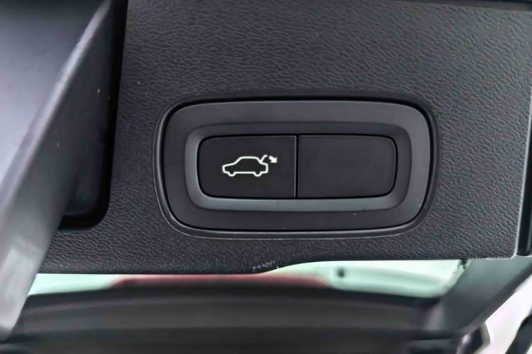 Used Volvo XC60 2021 T5 4x4 Smart Luxury Edition Exterior 9