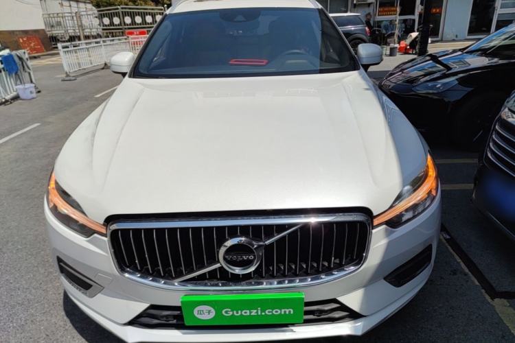 Used Volvo XC60 2021 T5 4x4 Smart Luxury Edition Front