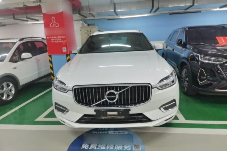 Used Volvo XC60 2021 T5 4x4 Smart Luxury Edition Front