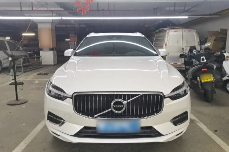 Used Volvo XC60 2021 T5 4x4 Smart Luxury Edition Front