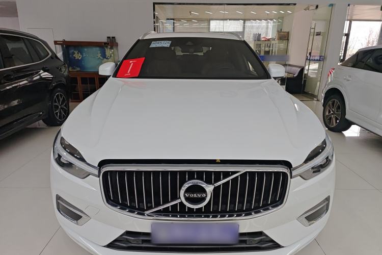 Used Volvo XC60 2021 T5 4x4 Smart Luxury Edition Front