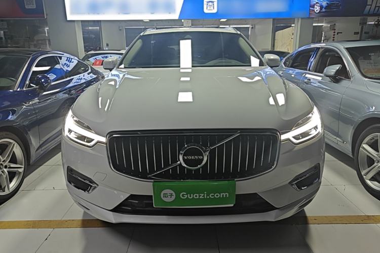 Used Volvo XC60 2021 T5 4x4 Smart Luxury Edition Front