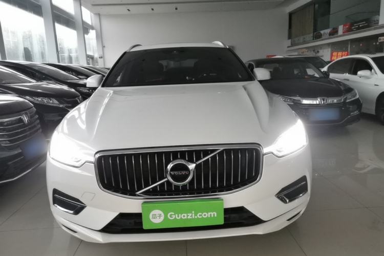 Used Volvo XC60 2021 T5 4x4 Smart Luxury Edition Front