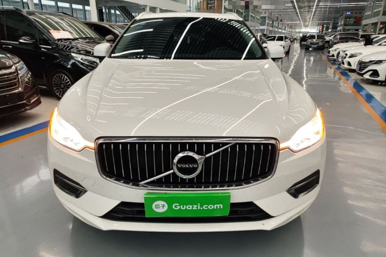 Used Volvo XC60 2021 T5 4x4 Smart Luxury Edition Front