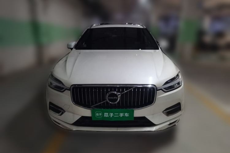 Used Volvo XC60 2021 T5 4x4 Smart Luxury Edition Front