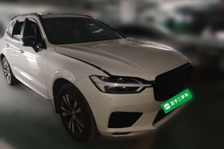 Used Volvo XC60 2021 T5 4x4 Zhiyi Sport Edition Front Right 45 Deg