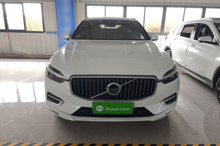 Used Volvo XC60 2021 T5 4x4 Smart Luxury Edition Front