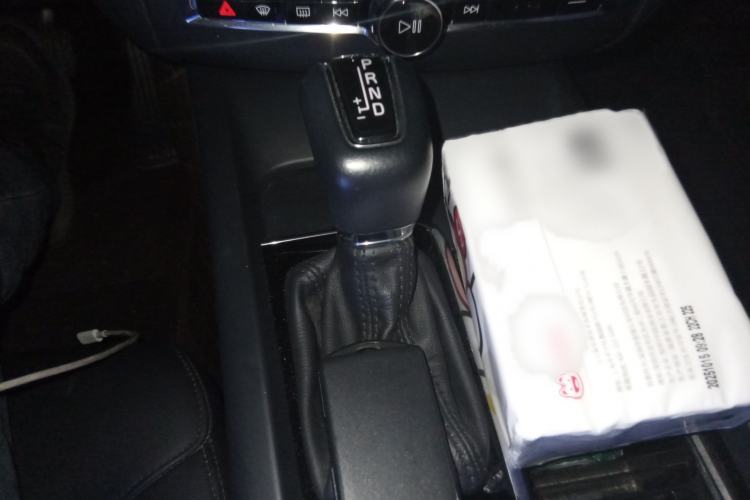 Used Volvo XC60 2021 T5 4x4 Zhiyi Sport Edition Gear Lever