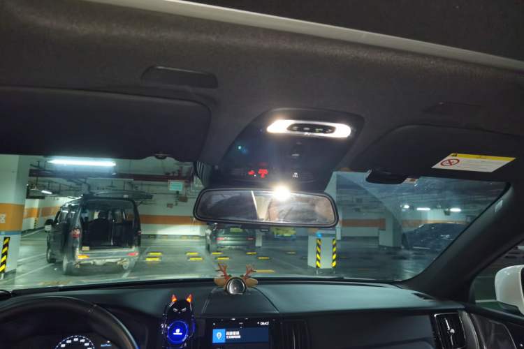 Used Volvo XC60 2021 T5 4x4 Smart Luxury Edition Headliner