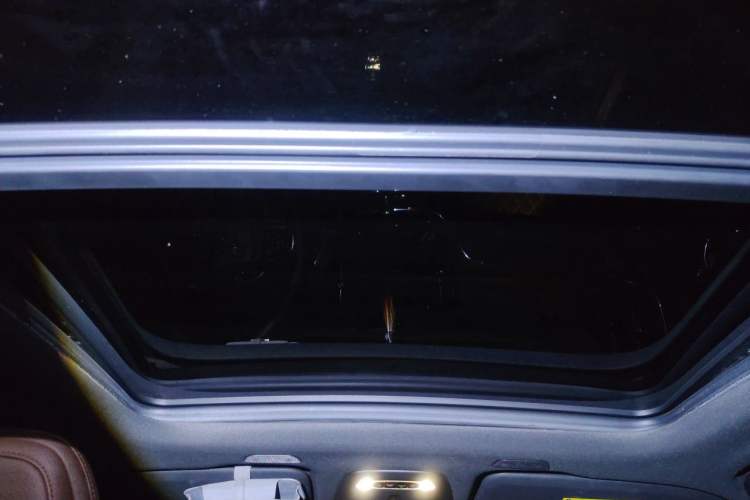 Used Volvo XC60 2021 T5 4x4 Smart Luxury Edition Headliner