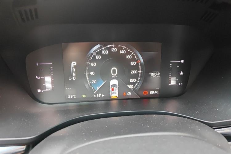 Used Volvo XC60 2021 T5 4x4 Smart Luxury Edition Instrument Cluster