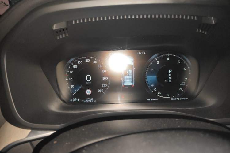 Used Volvo XC60 2021 T5 4x4 Smart Luxury Edition Instrument Cluster