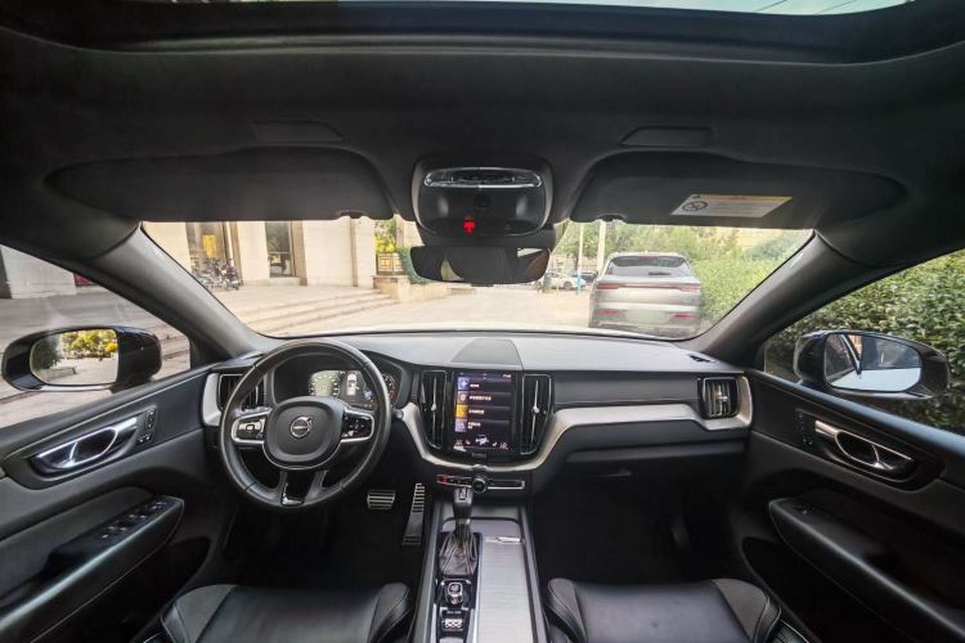 Used Volvo XC60 2021 T5 4x4 Smart & Advanced Sport Edition Interior 3