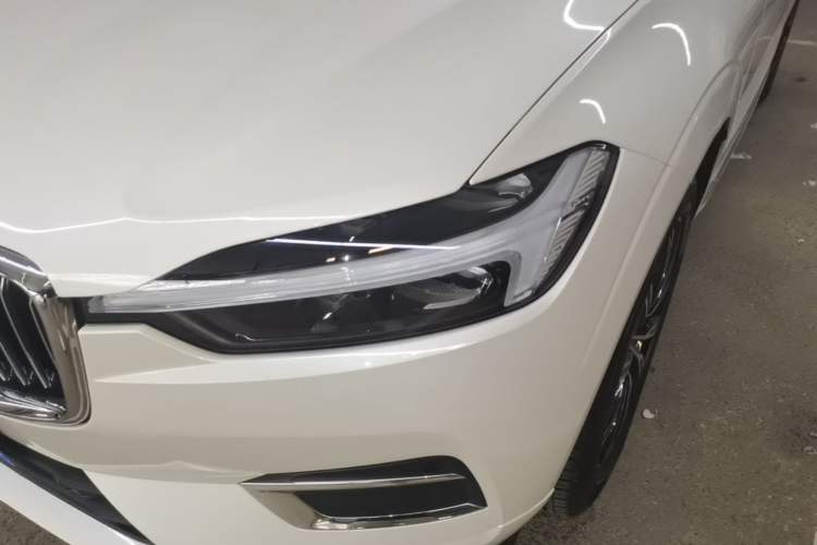 Used Volvo XC60 2021 T5 4x4 Smart Luxury Edition Left Front Headlight