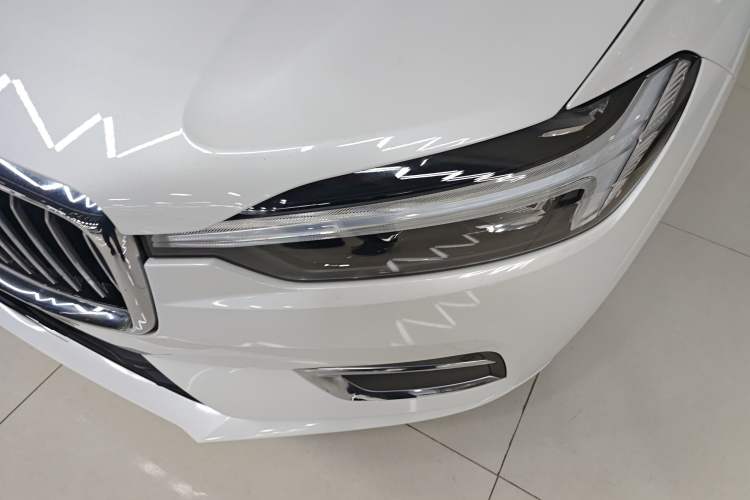 Used Volvo XC60 2021 T5 4x4 Smart Luxury Edition Left Front Headlight