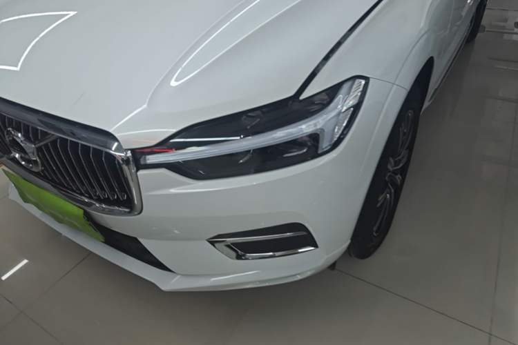 Used Volvo XC60 2021 T5 4x4 Smart Luxury Edition Left Front Headlight