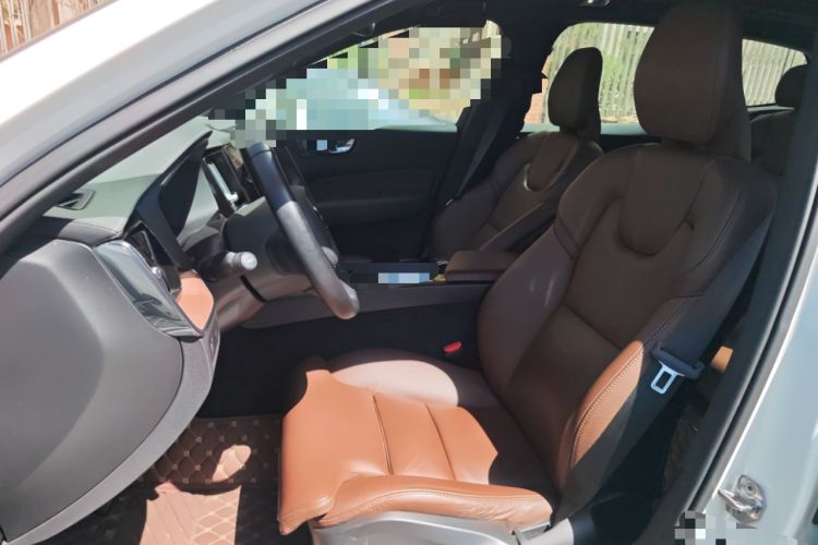 Used Volvo XC60 2021 T5 4x4 Smart Luxury Edition Left Front Seat