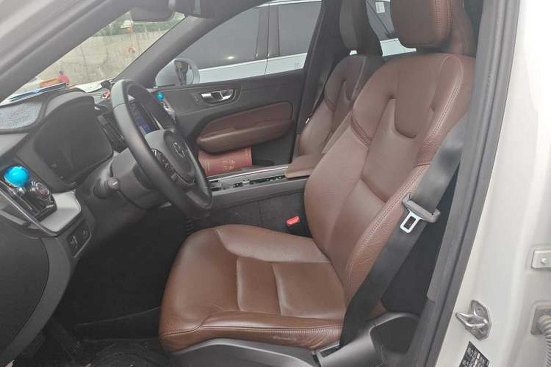 Used Volvo XC60 2021 T5 4x4 Smart Luxury Edition Left Front Seat