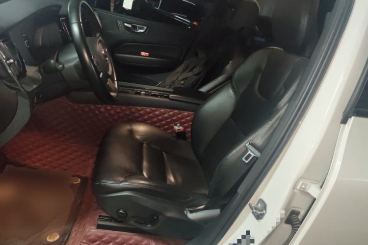 Used Volvo XC60 2021 T5 4x4 Zhiyi Sport Edition Left Front Seat