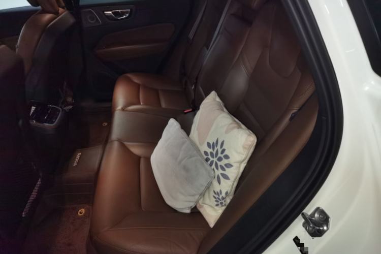 Used Volvo XC60 2021 T5 4x4 Smart Luxury Edition Left Rear Seat