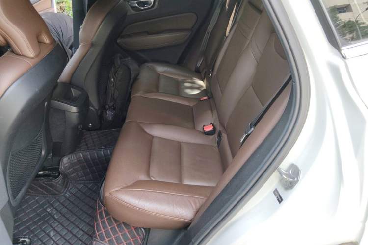 Used Volvo XC60 2021 T5 4x4 Smart Luxury Edition Left Rear Seat