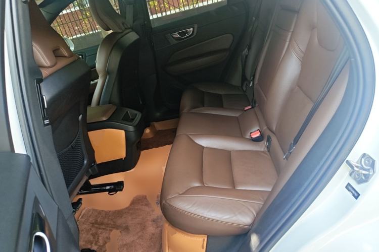 Used Volvo XC60 2021 T5 4x4 Smart Luxury Edition Left Rear Seat