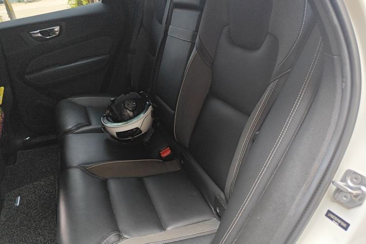 Used Volvo XC60 2021 T5 4x4 Smart & Advanced Sport Edition Left Rear Seat