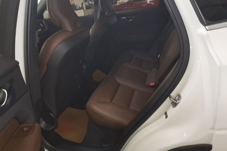 Used Volvo XC60 2021 T5 4x4 Smart Luxury Edition Left Rear Seat