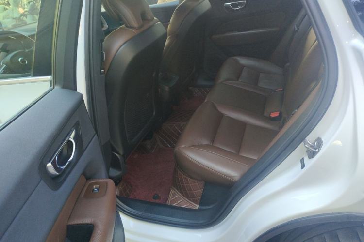 Used Volvo XC60 2021 T5 4x4 Smart Luxury Edition Left Rear Seat