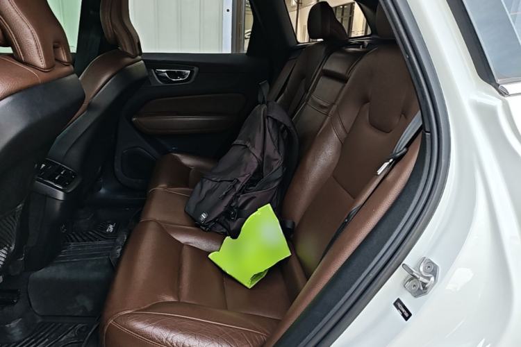 Used Volvo XC60 2021 T5 4x4 Smart Luxury Edition Left Rear Seat