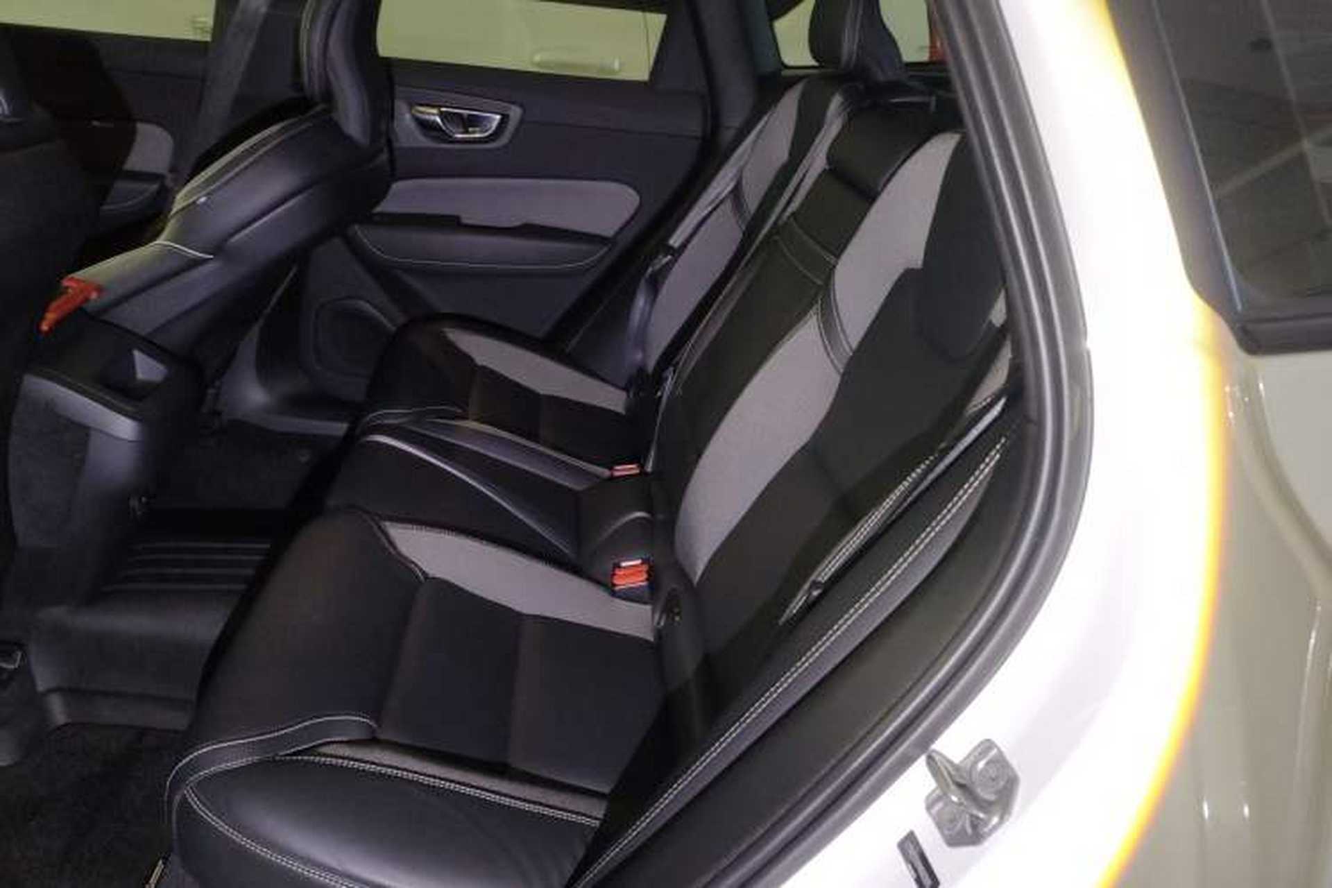 Used Volvo XC60 2021 T5 4x4 Zhiyi Sport Edition Left Rear Seat