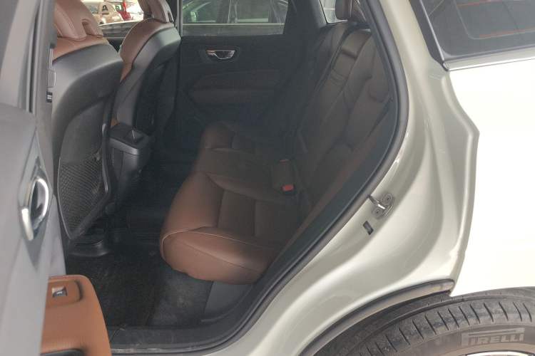 Used Volvo XC60 2021 T5 4x4 Smart Luxury Edition Left Rear Seat