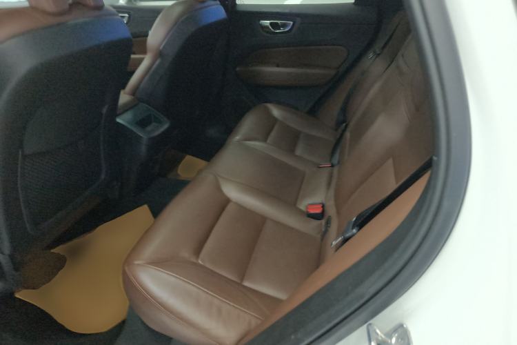 Used Volvo XC60 2021 T5 4x4 Smart Luxury Edition Left Rear Seat
